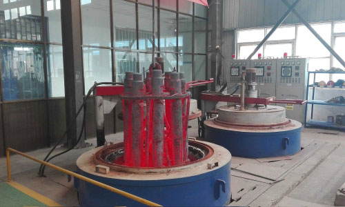 Shaft parts pit quenching furnace